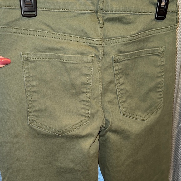 Banana Republic-Olive Skinny Leg Jeans Size 6 - Picture 11 of 15